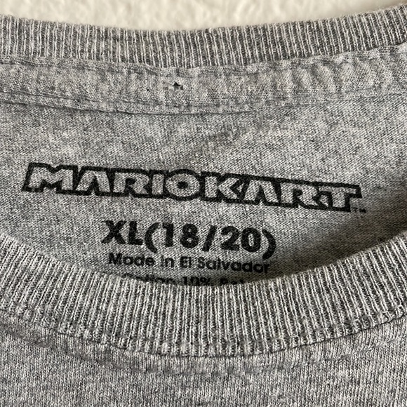 🏁Gently used Mariokart race car T-shirt (Boys) XL🏁 - Picture 2 of 4